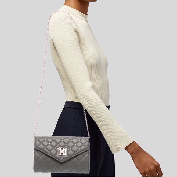 NWT Badgley Mischka Gray Quilted Crossbody Bag with Gold Chain & Studs - Picture 2 of 9